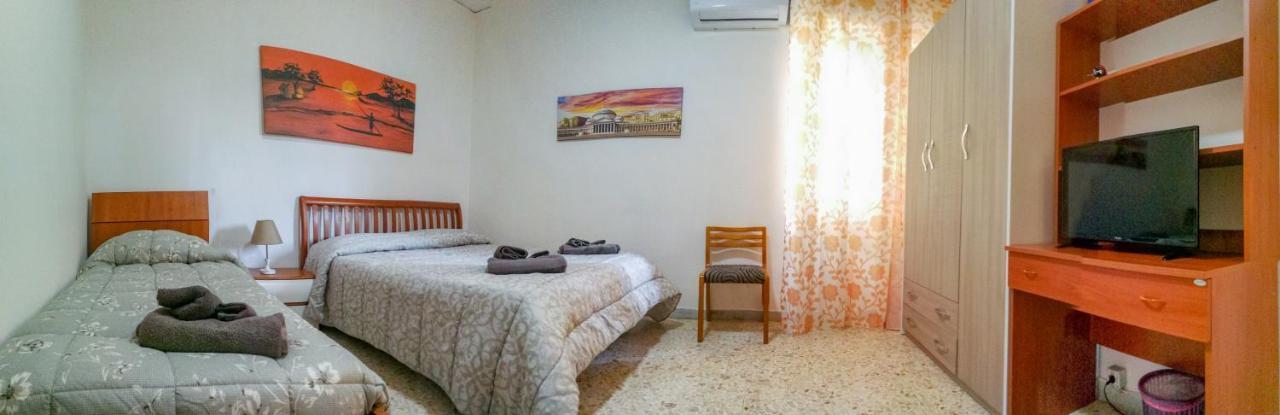 Metro Guest House نابولي المظهر الخارجي الصورة